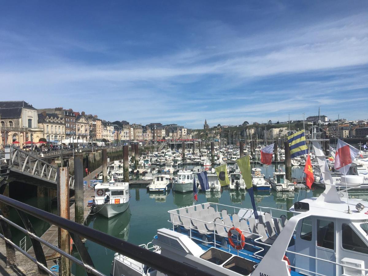 Entre Port Et Plage Lägenhet Dieppe Exteriör bild